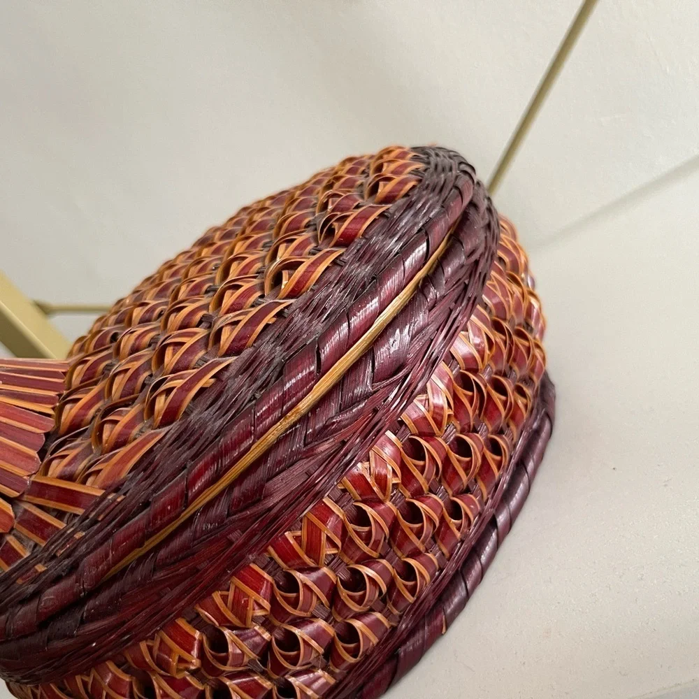N/A unique woven